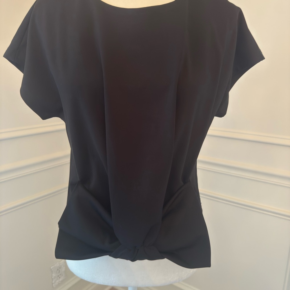 NWT Gracia Short Sleeve Black Twisted Bow Blouse
